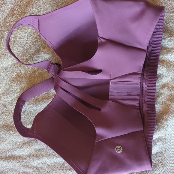Lululemon Air support Bra - Picture 2 of 4
